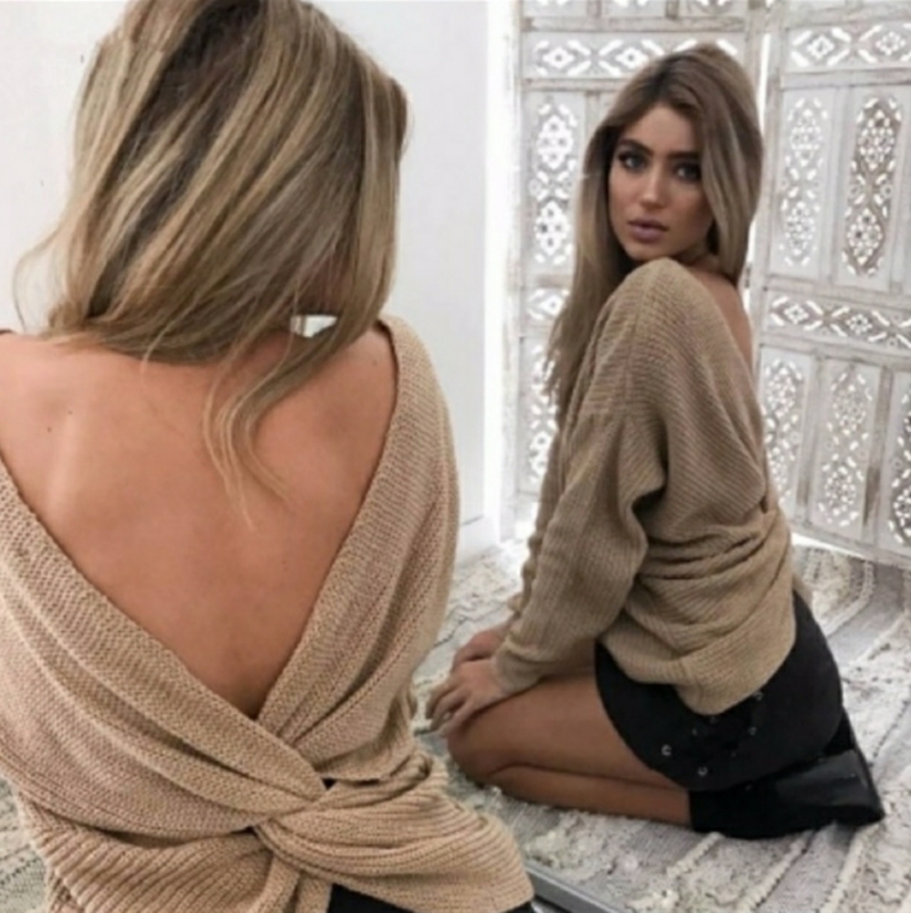 H&M Tan twist sweater